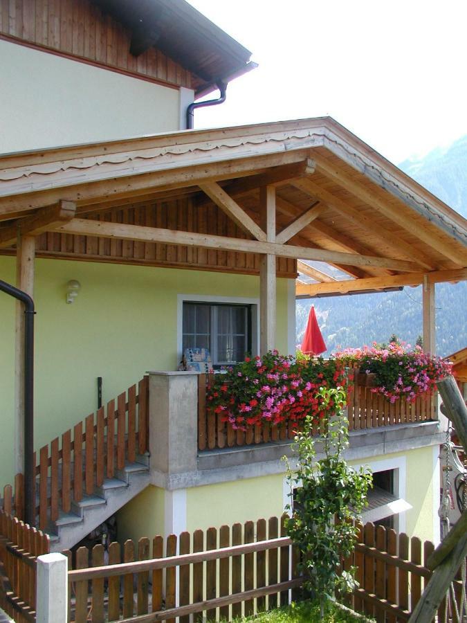 Ferienwohnung Am Bauernhof Zechner Heidi Flattach Exterior foto