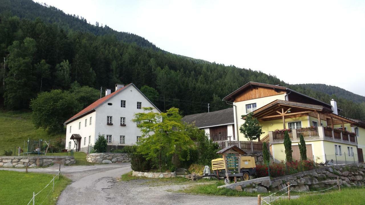 Ferienwohnung Am Bauernhof Zechner Heidi Flattach Exterior foto